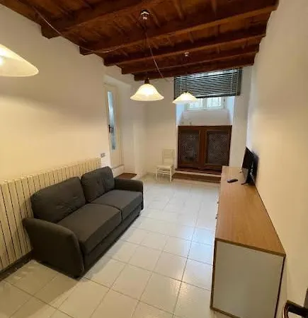 San Martino 1 Bilocale Con Scala A Chiocciola